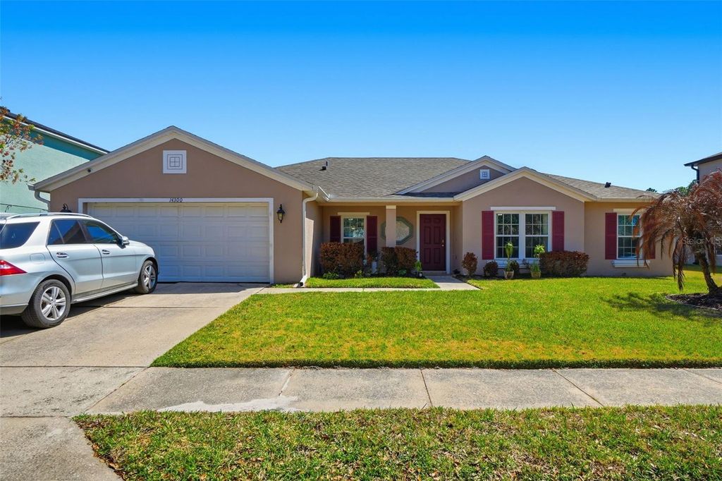 Photo of 14300 Abington Heights Drive, Orlando, FL 32828 (MLS # O6385003)