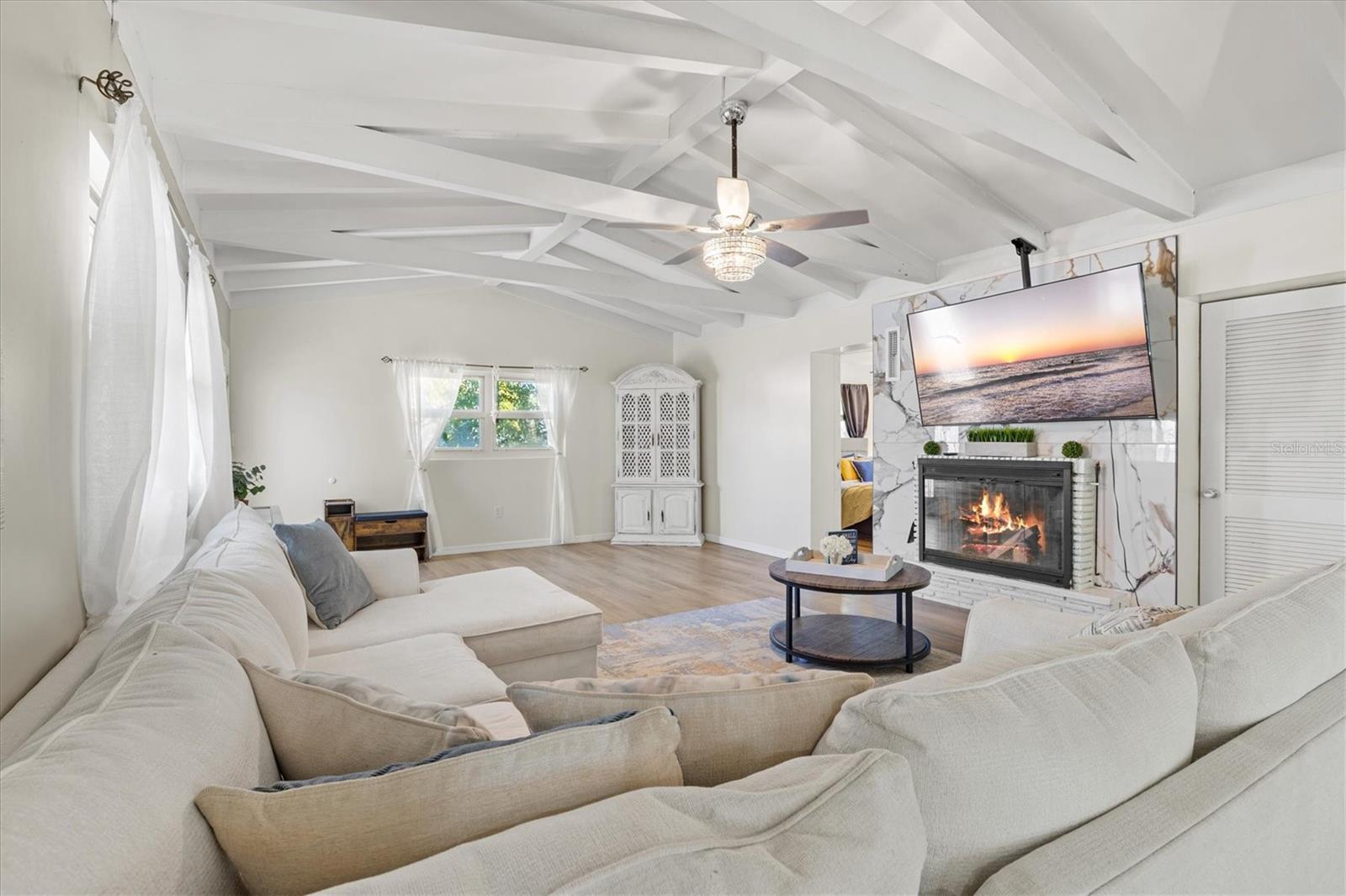 WHITFIELD ESTATES UNIT 1 - Residential