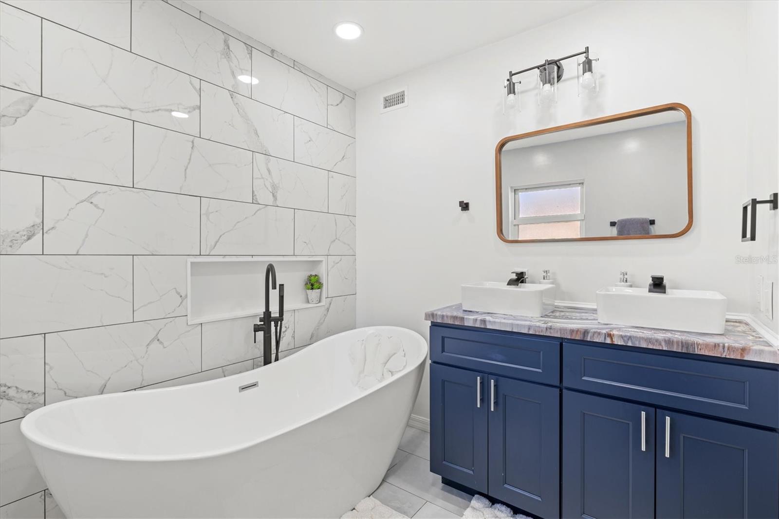 WHITFIELD ESTATES UNIT 1 - Residential