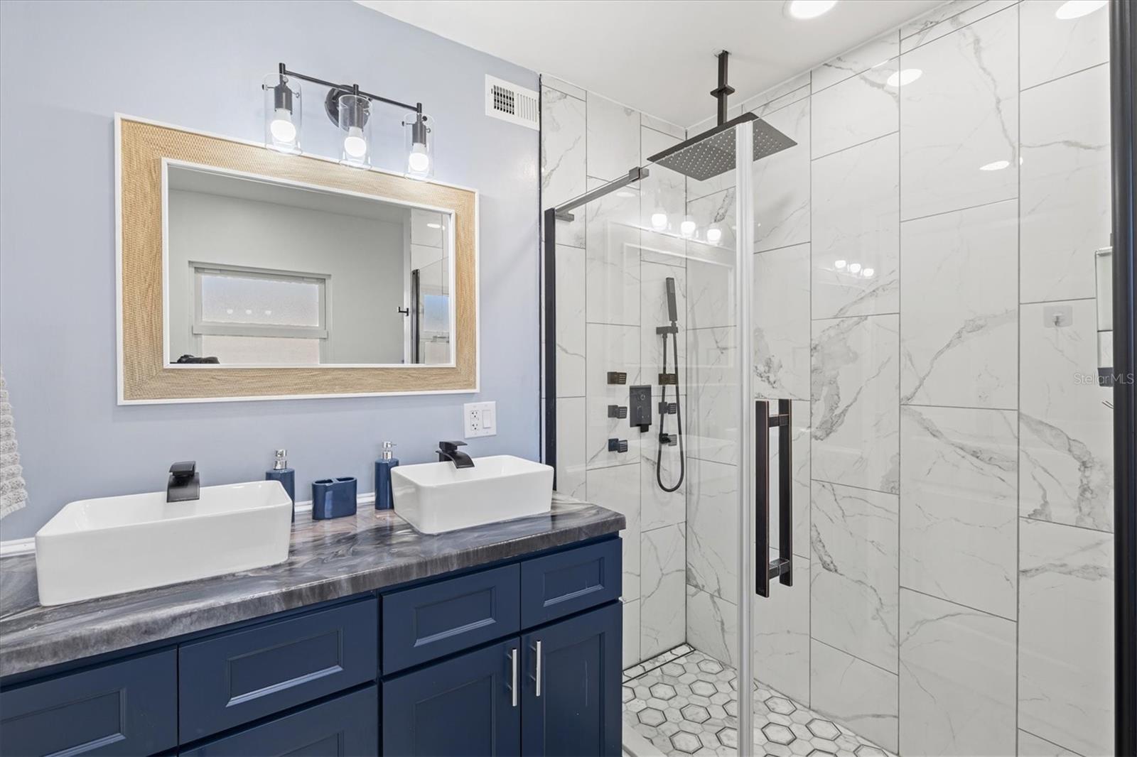 WHITFIELD ESTATES UNIT 1 - Residential