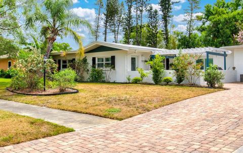 214 GAINES AVENUE SARASOTA FL 34243