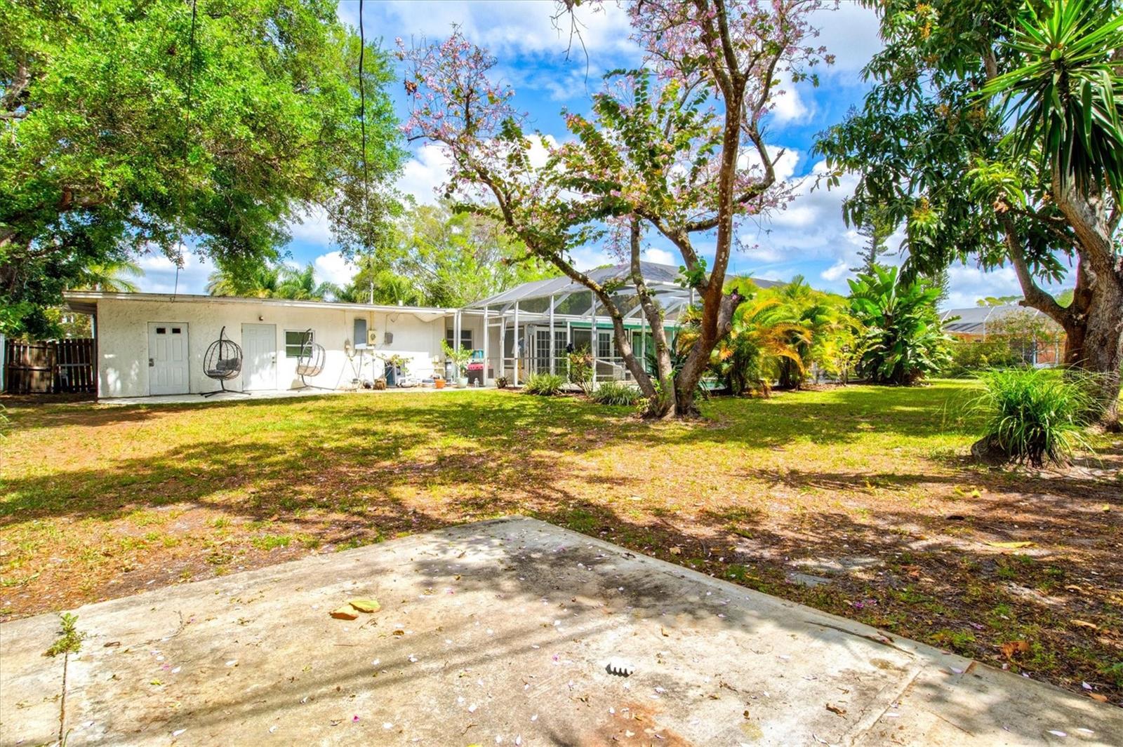 WHITFIELD ESTATES UNIT 1 - Residential