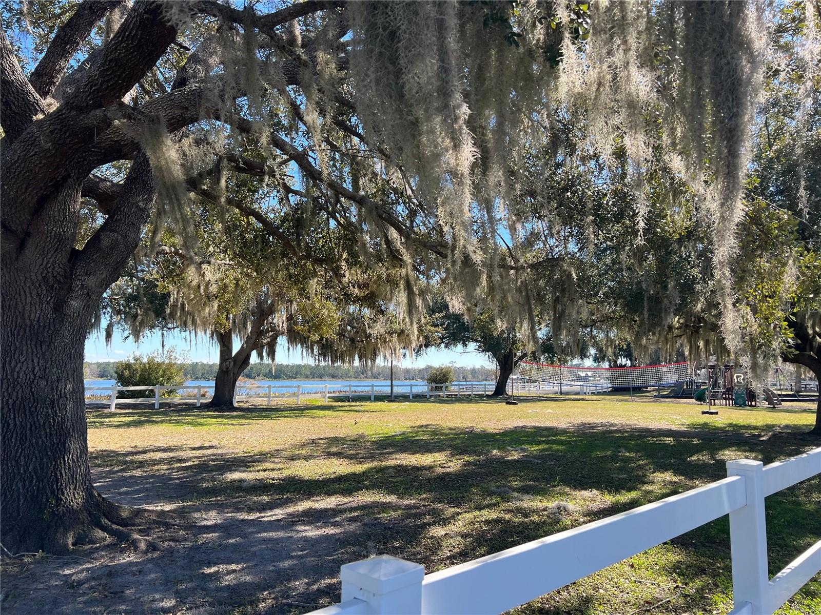 SEMINOLE WOODS 5 AC DEV - Residential