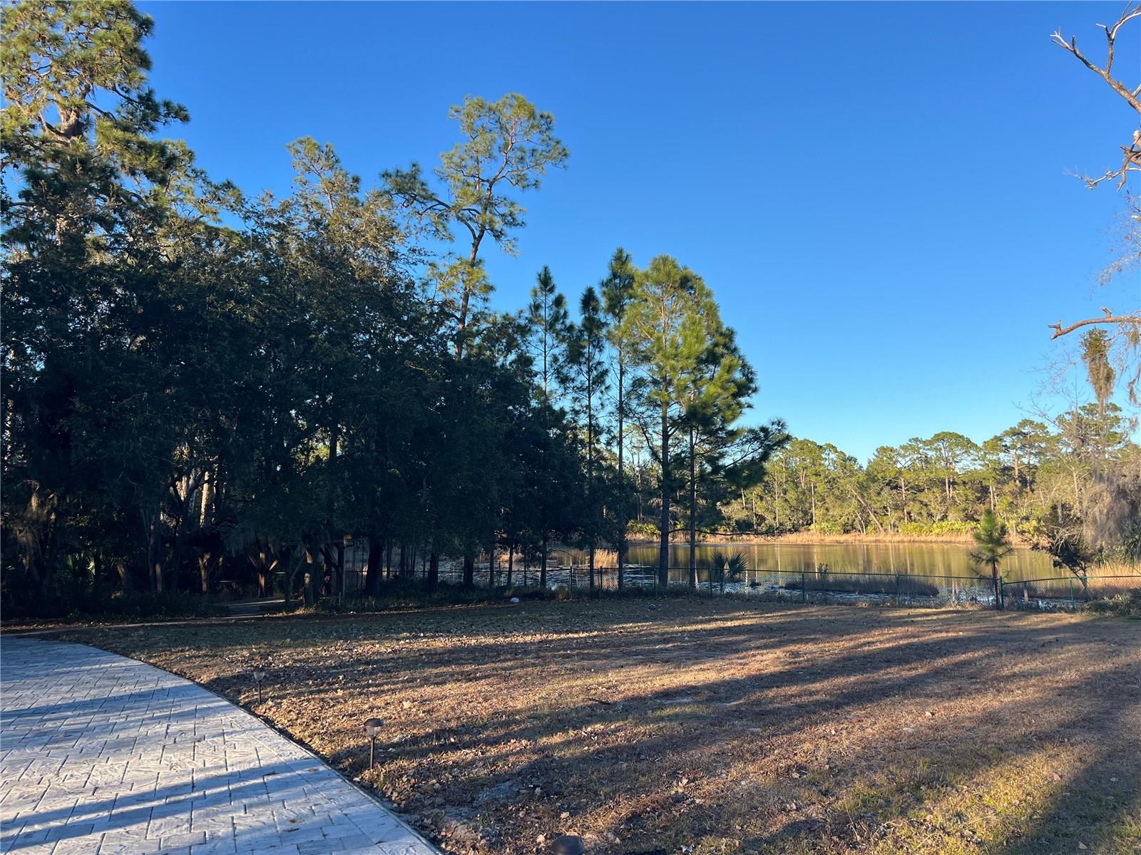 SEMINOLE WOODS 5 AC DEV - Residential