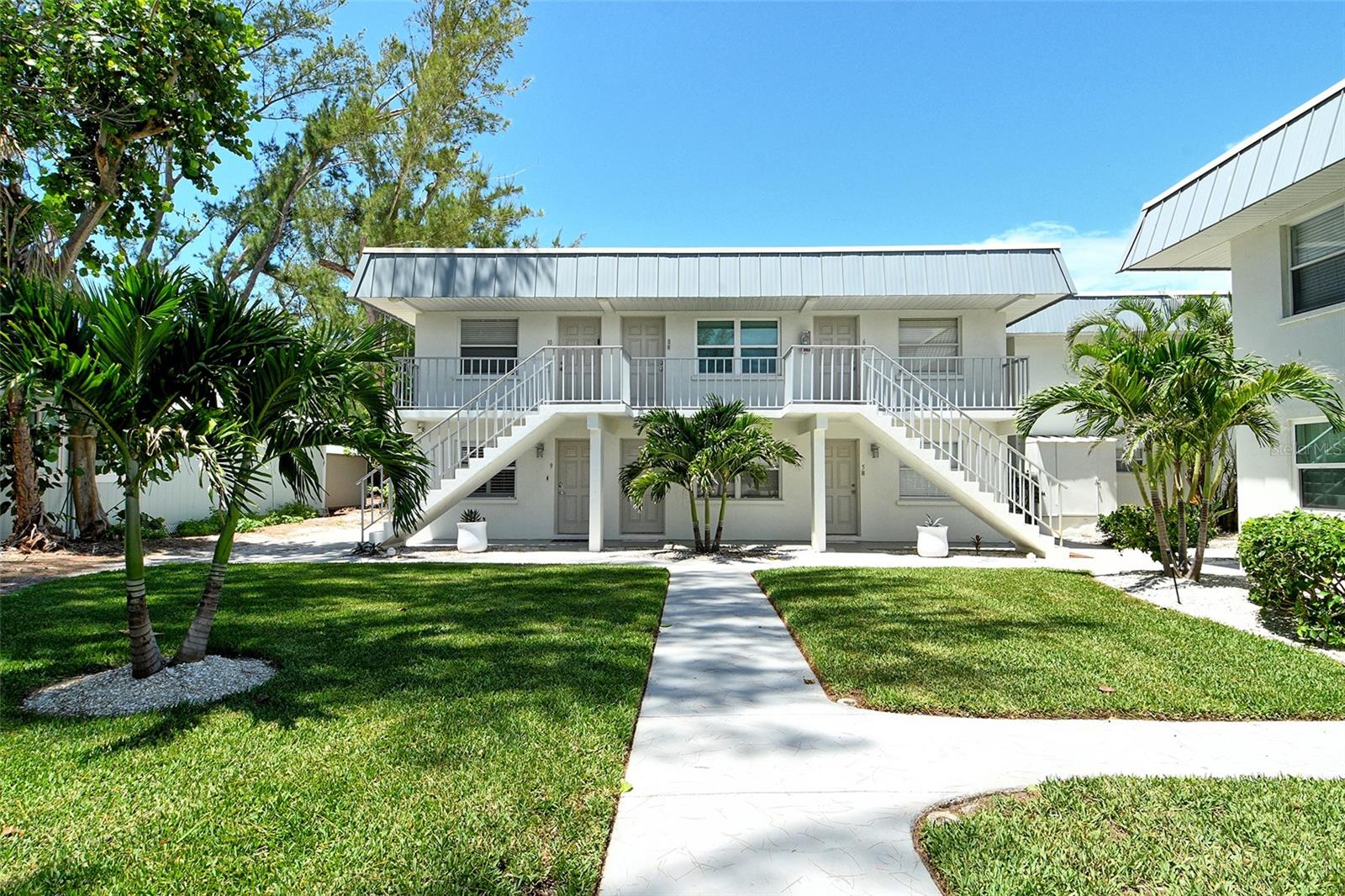 Direct Beachfront Gem! Wake up to the sound of waves and breathtaking Gulf views from this beautifully updated one bedroom, one bath condo located directly on the beach!
Whether you're seeking a serene getaway, an investment property or a full-time coastal retreat, this condo offers the perfect blend of comfort, style and location.
This end unit is a bright and airy open floor plan with coastal finishes. The interior was fully renovated in 2025 as well as new A/C, Hot Water Heater, Roof and Side Door.
The spacious primary bedroom offers custom closet space, ceramic tile floors and plantation shutters. The updated kitchen hosts quartz countertops, a large white porcelain sink and white appliances. The built in open shelving pantry for storage is a bonus along with a broom closet too! The Living Room/Dining room combination opens to the private lanai featuring new panoramic screening that frames the stunning ocean views and only a few steps to the private beach.
Excellent income potential! This is your chance to own a slice of paradise competitively priced and turnkey furnished. Move right in or start renting immediately. Weekly, Monthly or Seasonal.
The Community Pool and on site Laundry for Guests and separate Laundry for Residents makes it convenient and easy for all 10 Condo homes.
Just minutes from Publix, The Centre Shops on LBK, Durante Park, St. Armands Circle, Downtown Sarasota, a Championship golf club and a variety of fine dining restaurants. Longboat Key offers peaceful, upscale coastal living with easy access to everything you need!