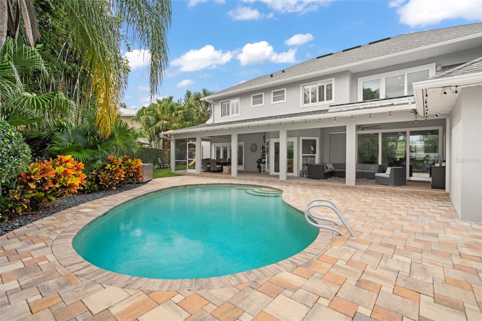 MAITLAND ISLE - Residential