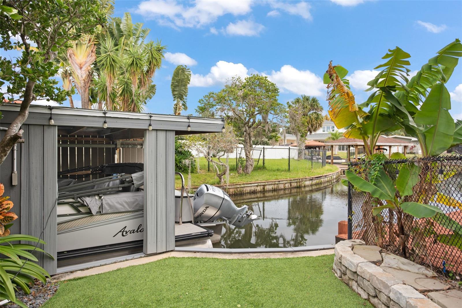 MAITLAND ISLE - Residential