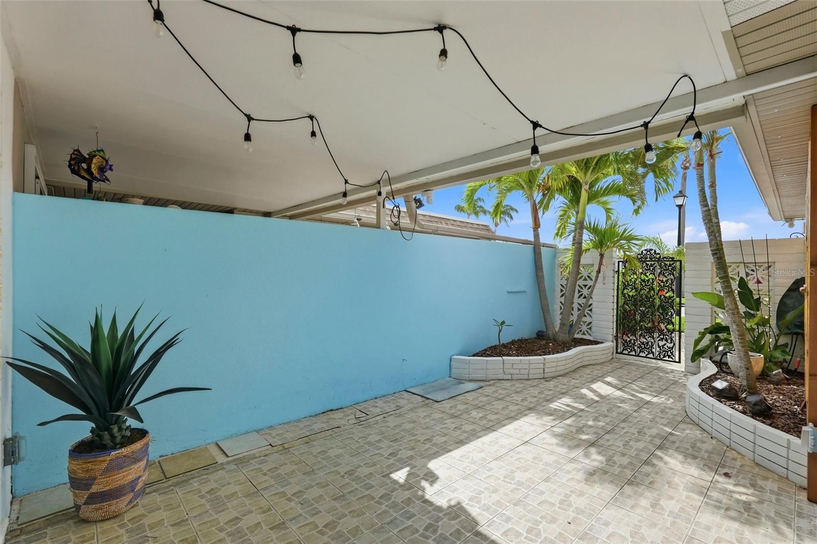 573 BOCA CIEGA POINT BOULEVARD N