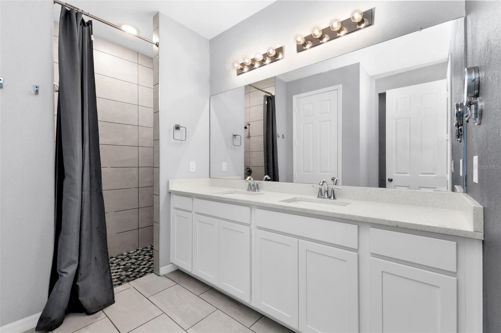 PUNTA GORDA ISLES SEC 16 - Residential