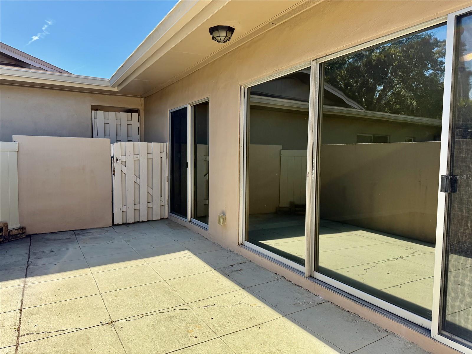 LAURELWOOD CONDO - Residential