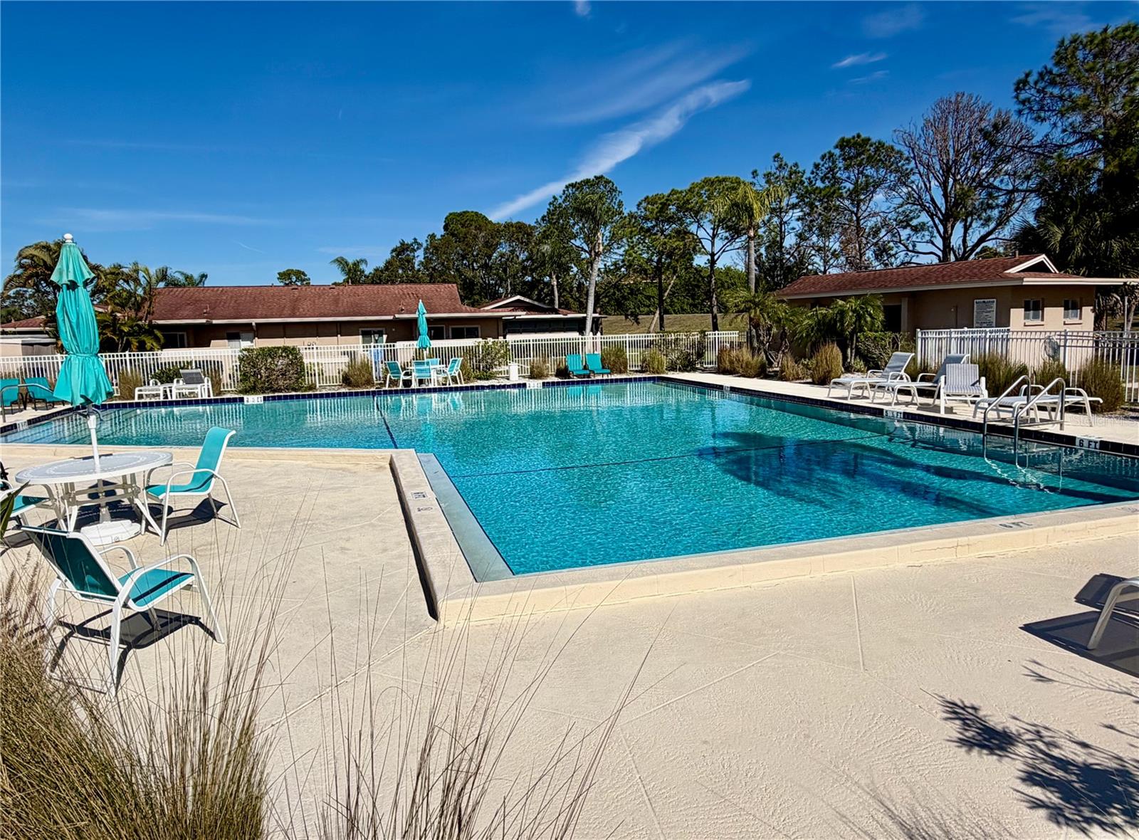 LAURELWOOD CONDO - Residential