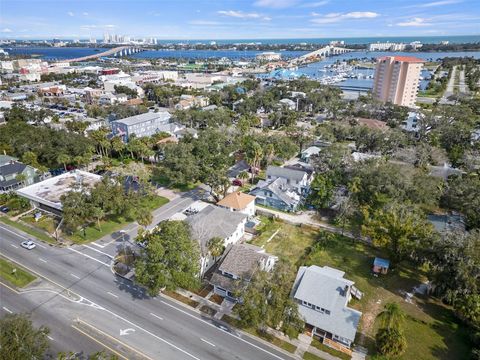 A home in DAYTONA BEACH