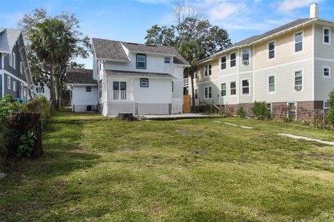 A home in DAYTONA BEACH