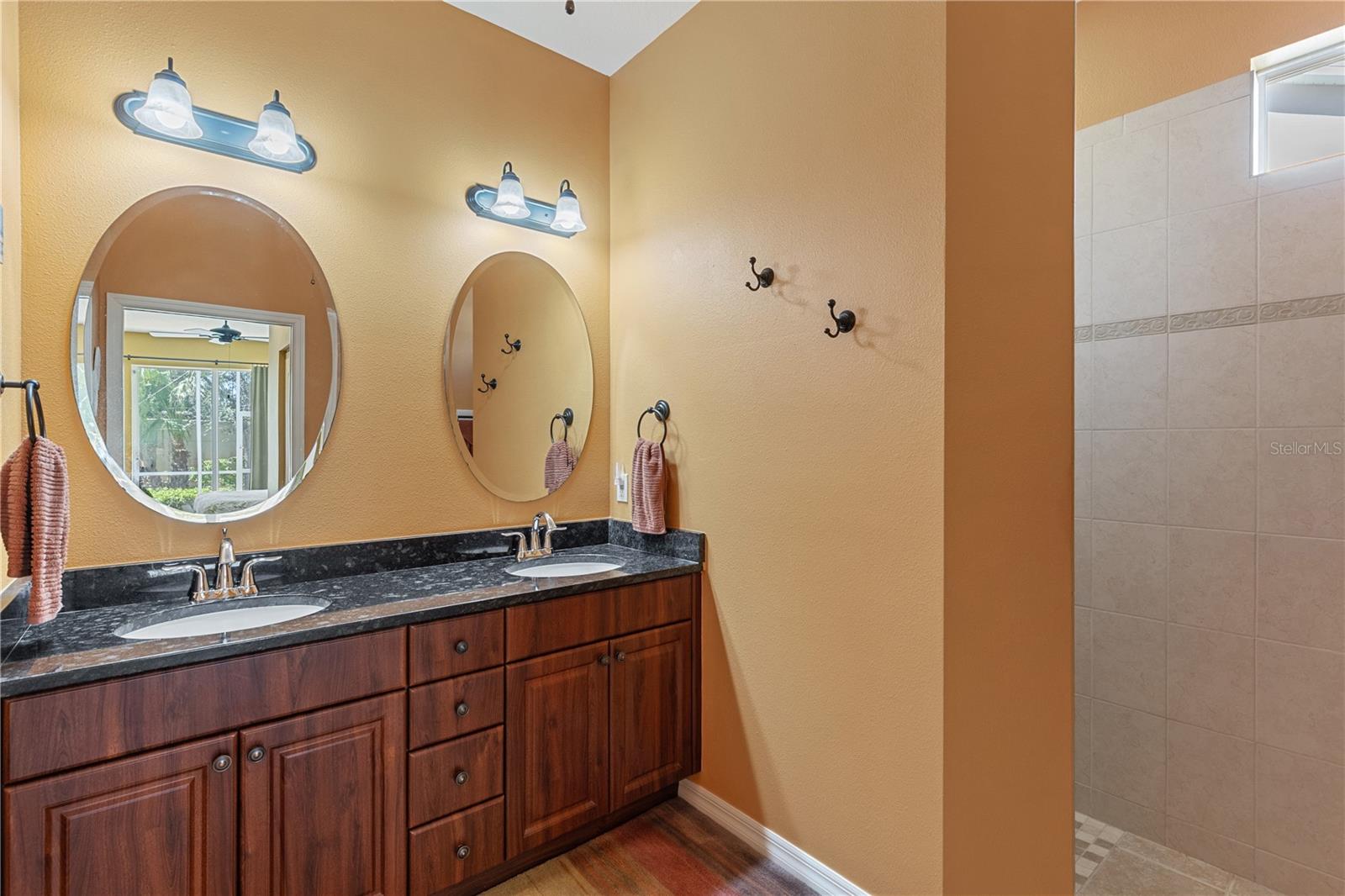 CAMBRIDGE MEWS OF ST ANDREWS - Residential