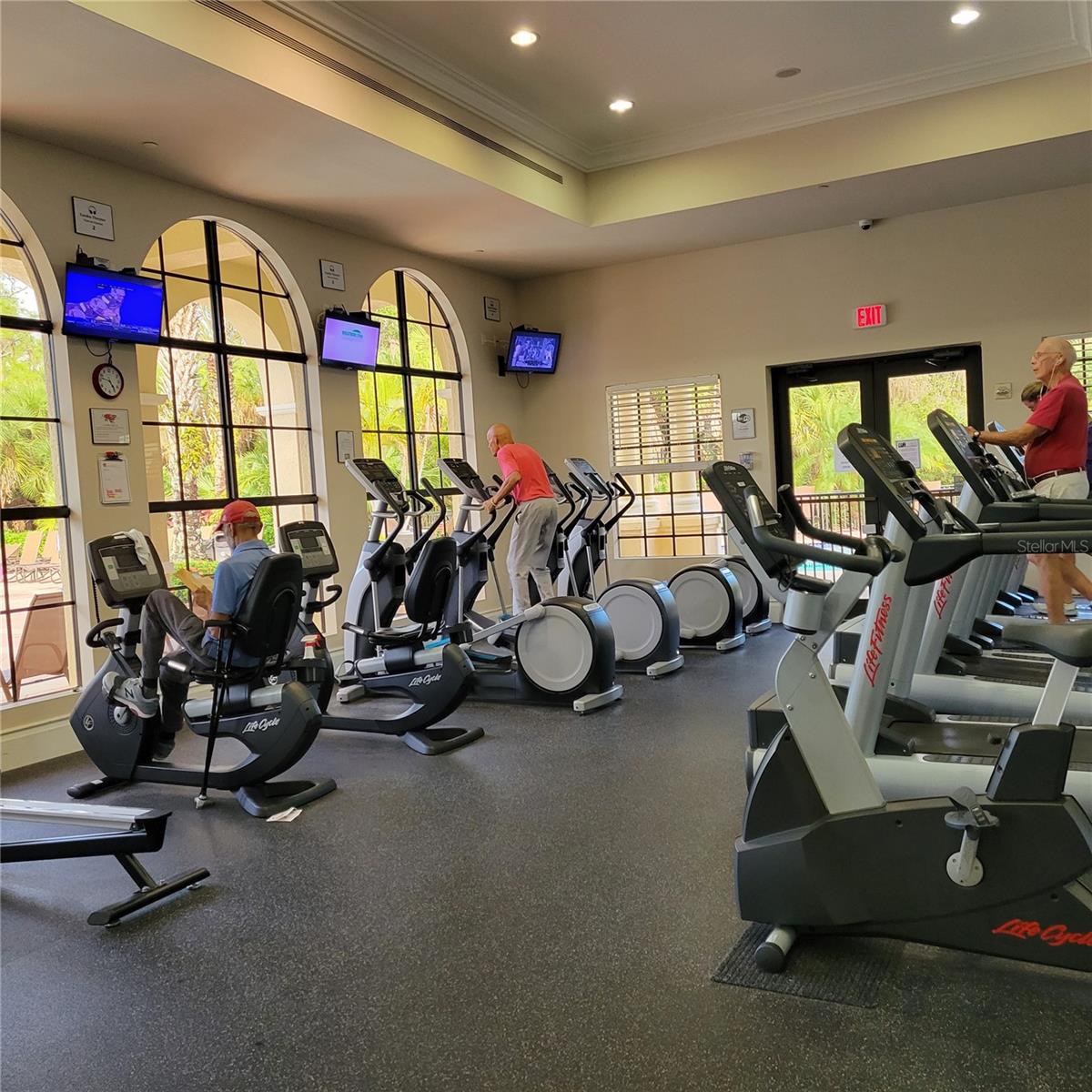 VENETIAN GOLF & RIVER CLUB PH 04C - Residential Lease
