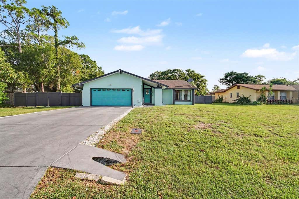 Photo of 3 Clark Lane, Palm Coast, FL 32137 (MLS # TB8541933)