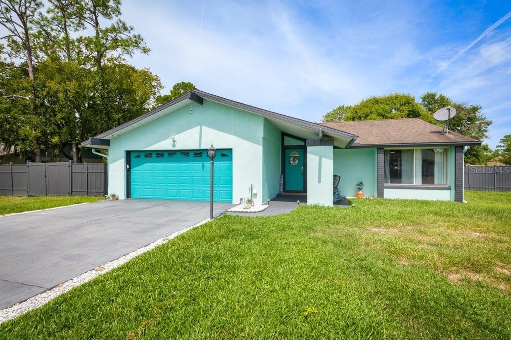 Photo of 3 Clark Lane, Palm Coast, FL 32137 (MLS # TB8541933)