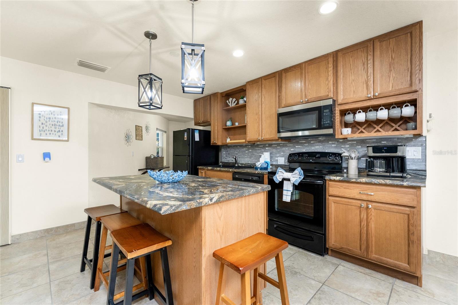 LEMON BAY HA - Residential