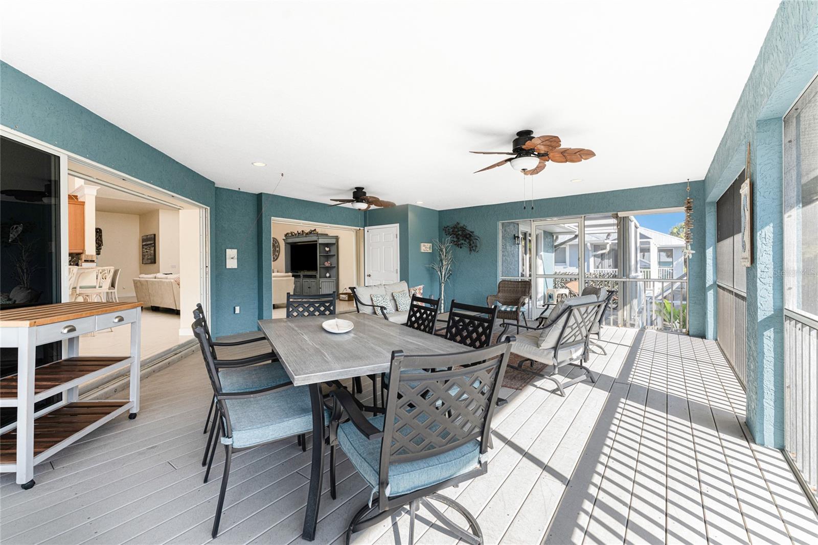 LEMON BAY HA - Residential