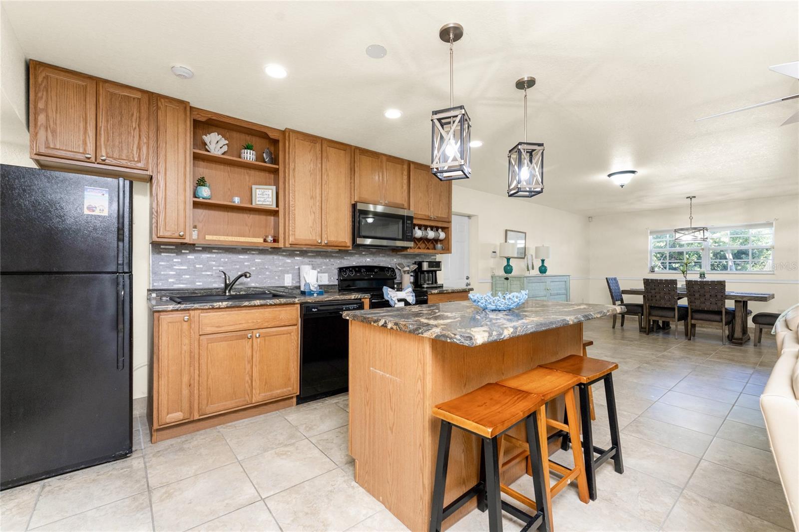 LEMON BAY HA - Residential