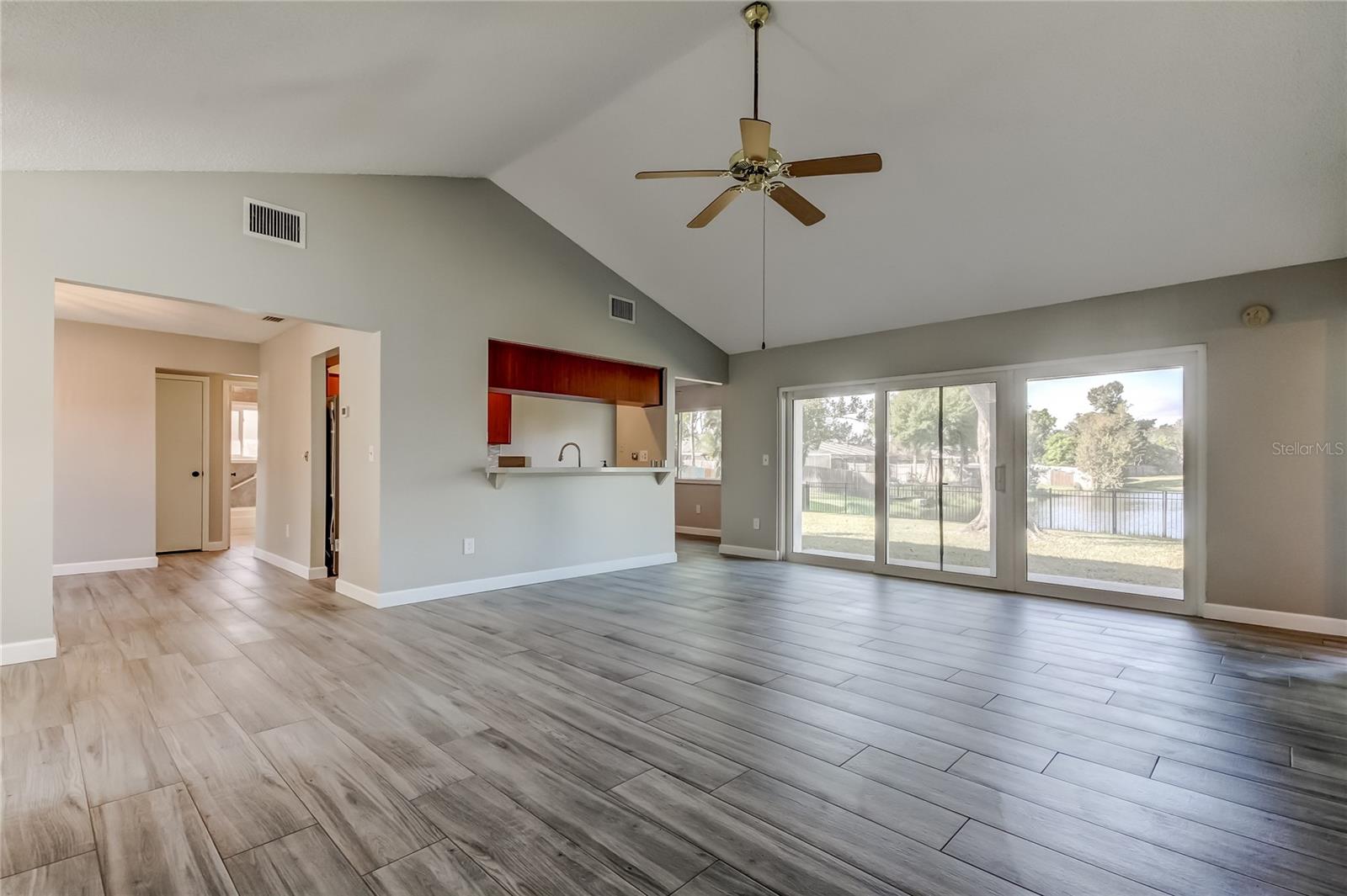 COUNTRY PLACE WEST UNIT II - Residential