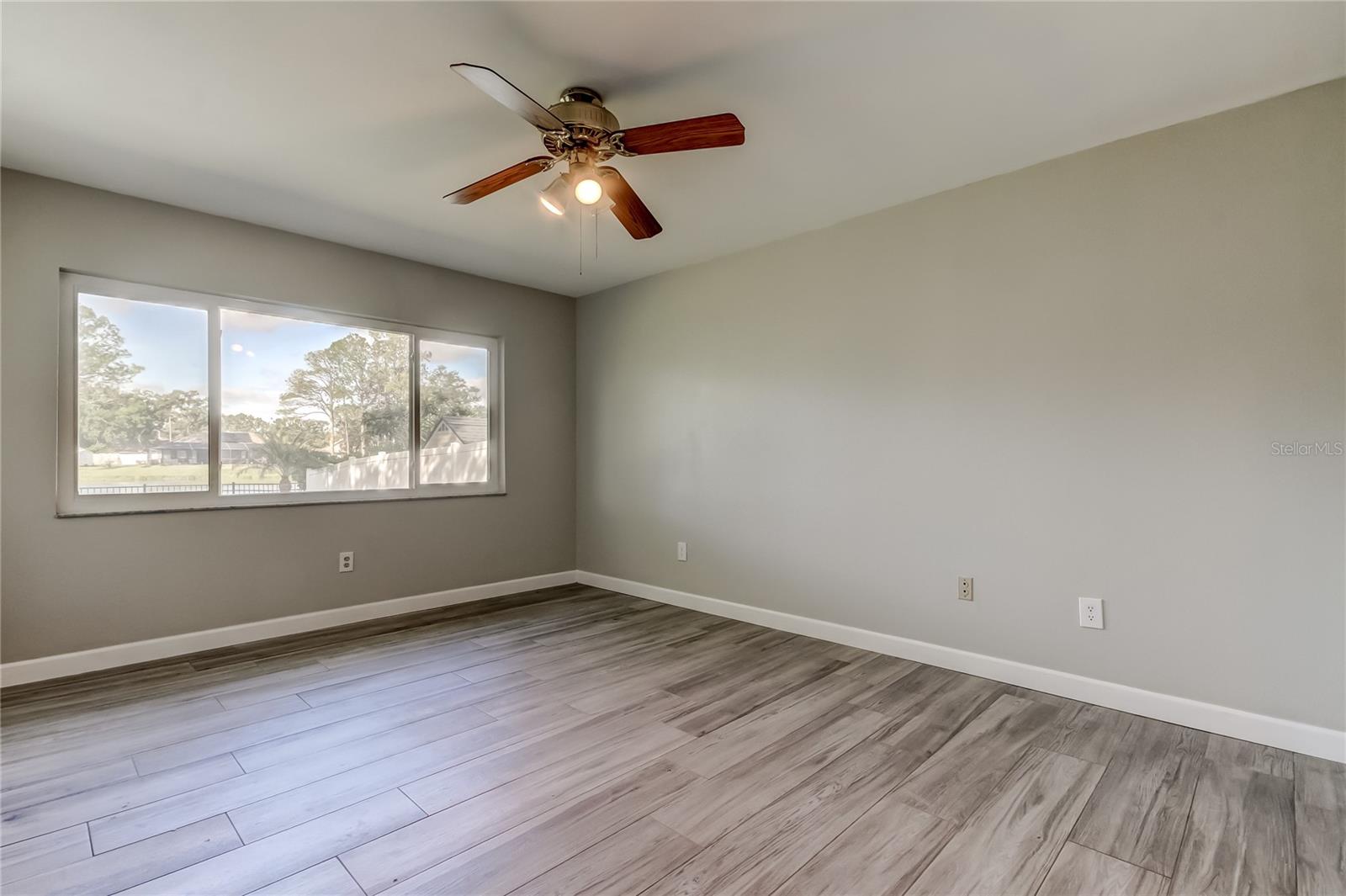 COUNTRY PLACE WEST UNIT II - Residential