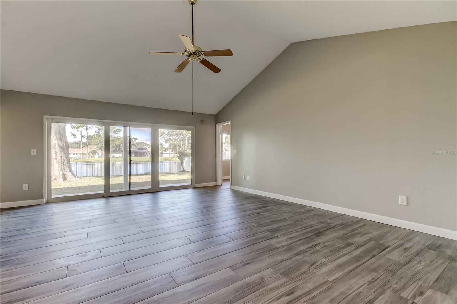 COUNTRY PLACE WEST UNIT II - Residential