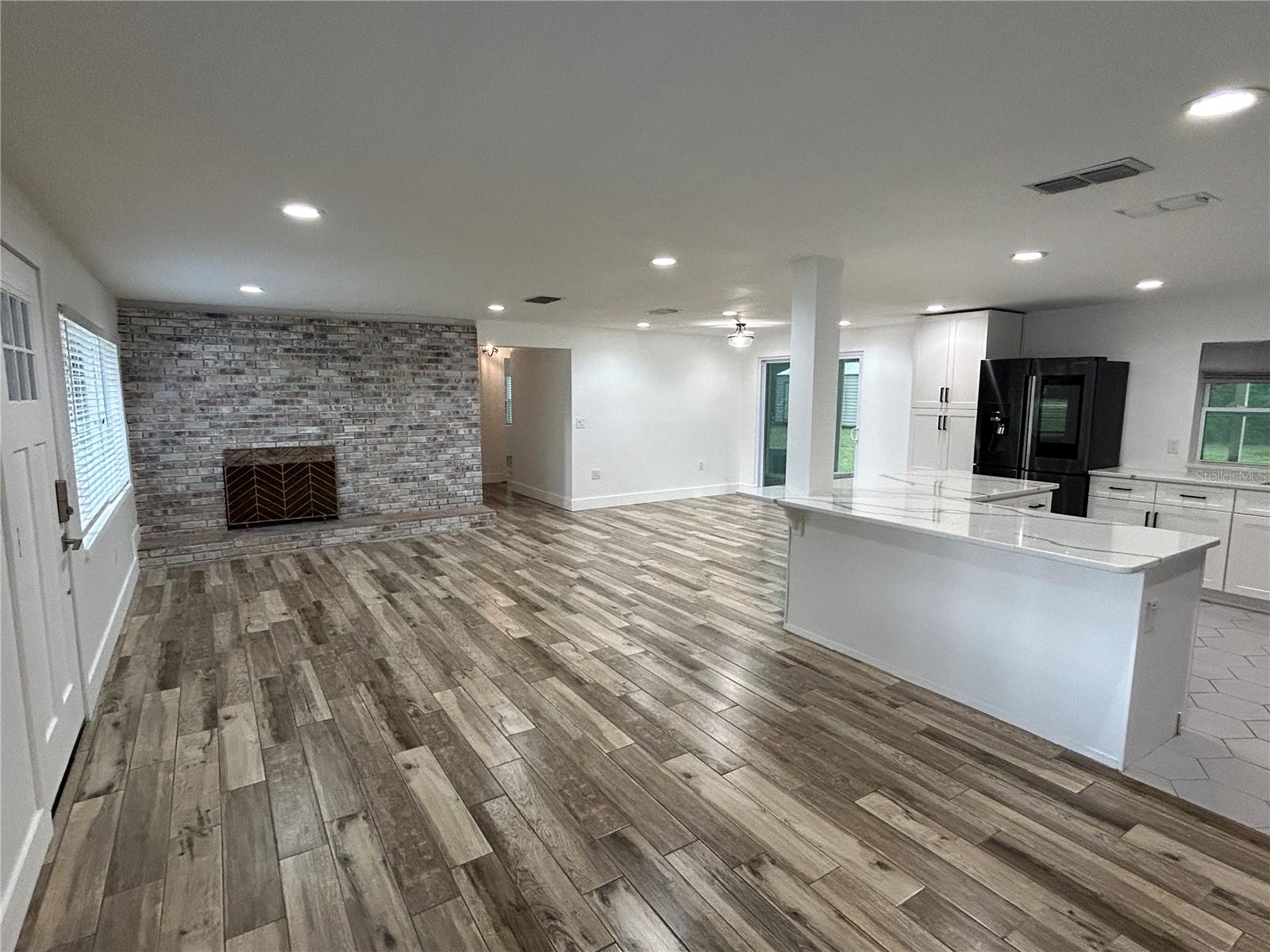 1130 W LAKE BRANTLEY ROAD