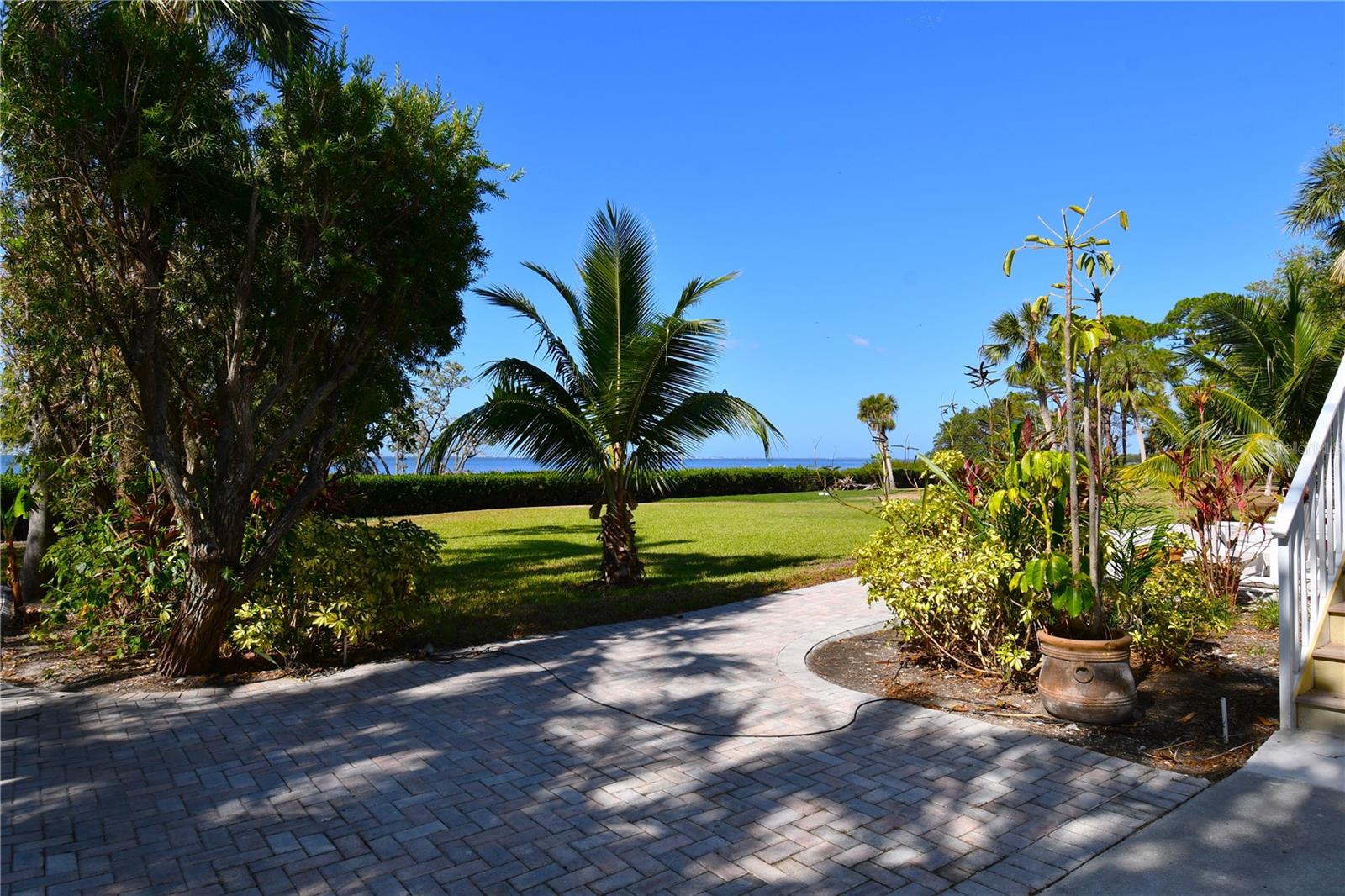 WHITFIELD ESTATES UNIT 1 - Residential Lease