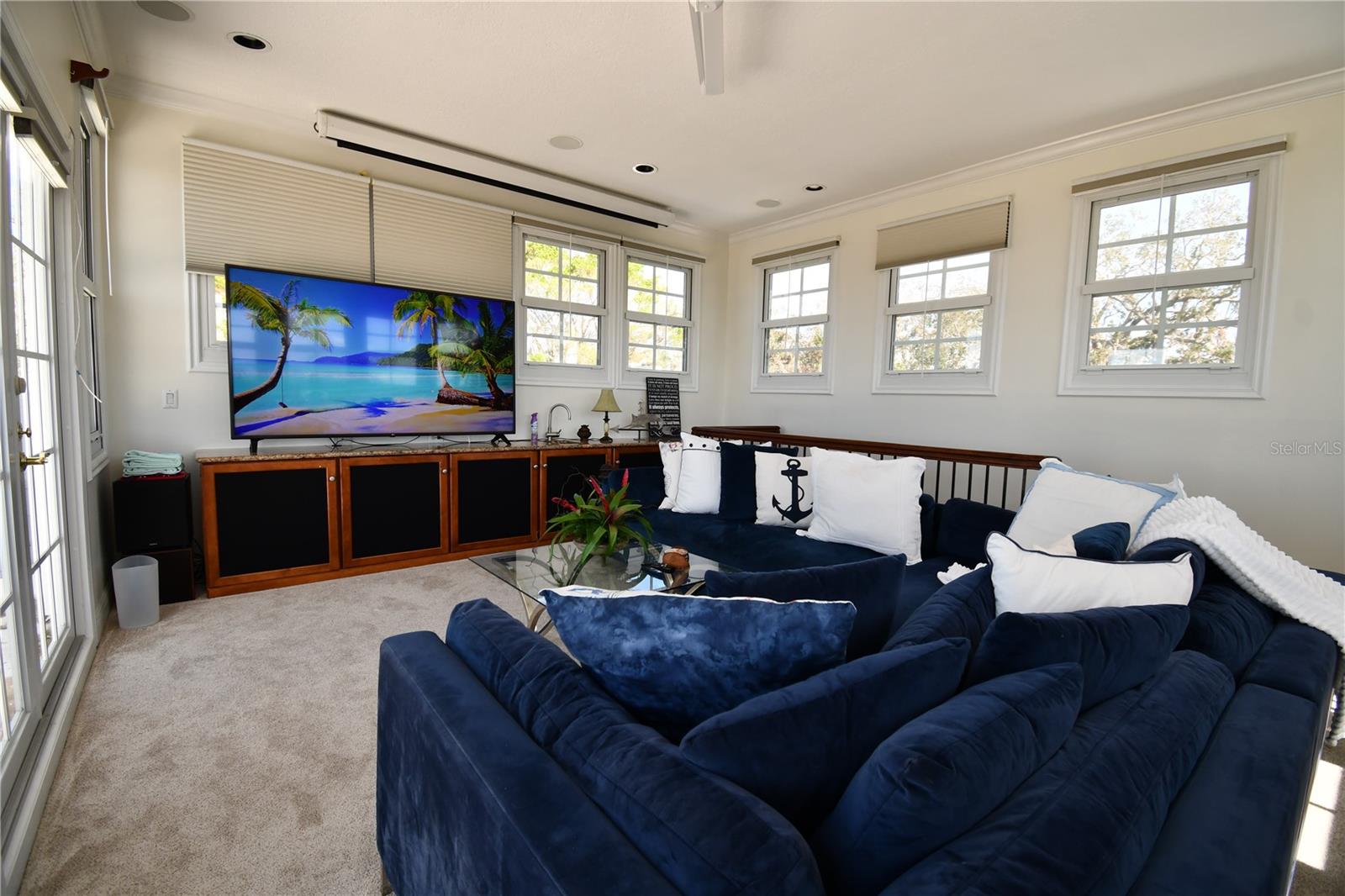 WHITFIELD ESTATES UNIT 1 - Residential Lease