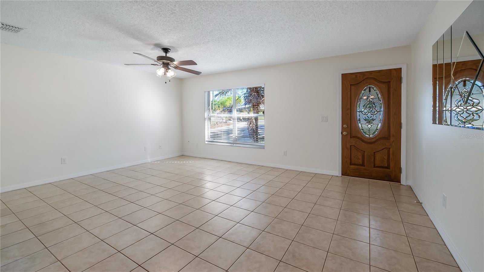 CLERMONT LAKE MINN CHAIN O LAKES - Residential