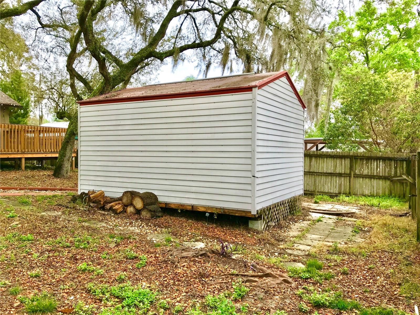 CLERMONT LAKE MINN CHAIN O LAKES - Residential