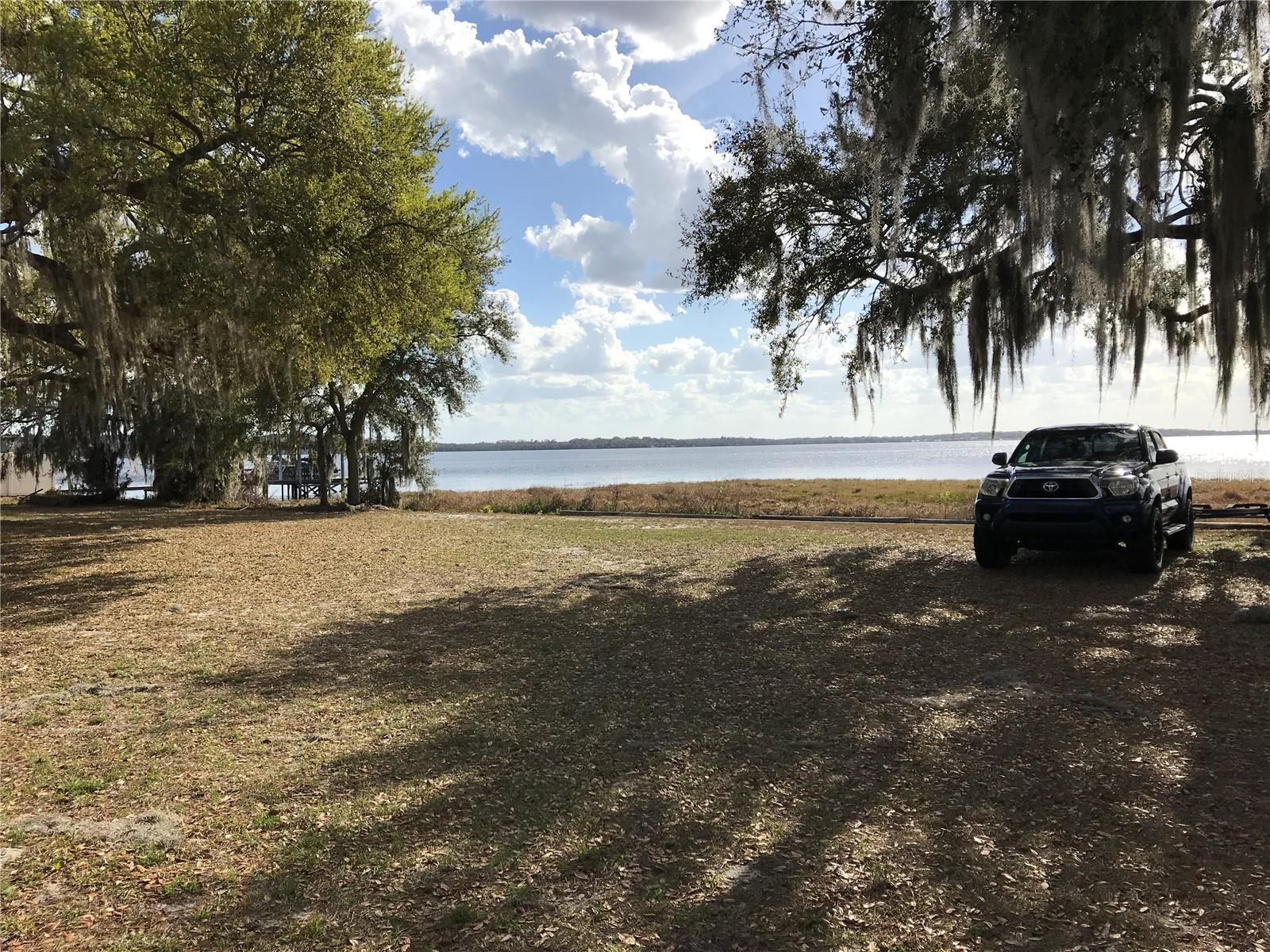 CLERMONT LAKE MINN CHAIN O LAKES - Residential