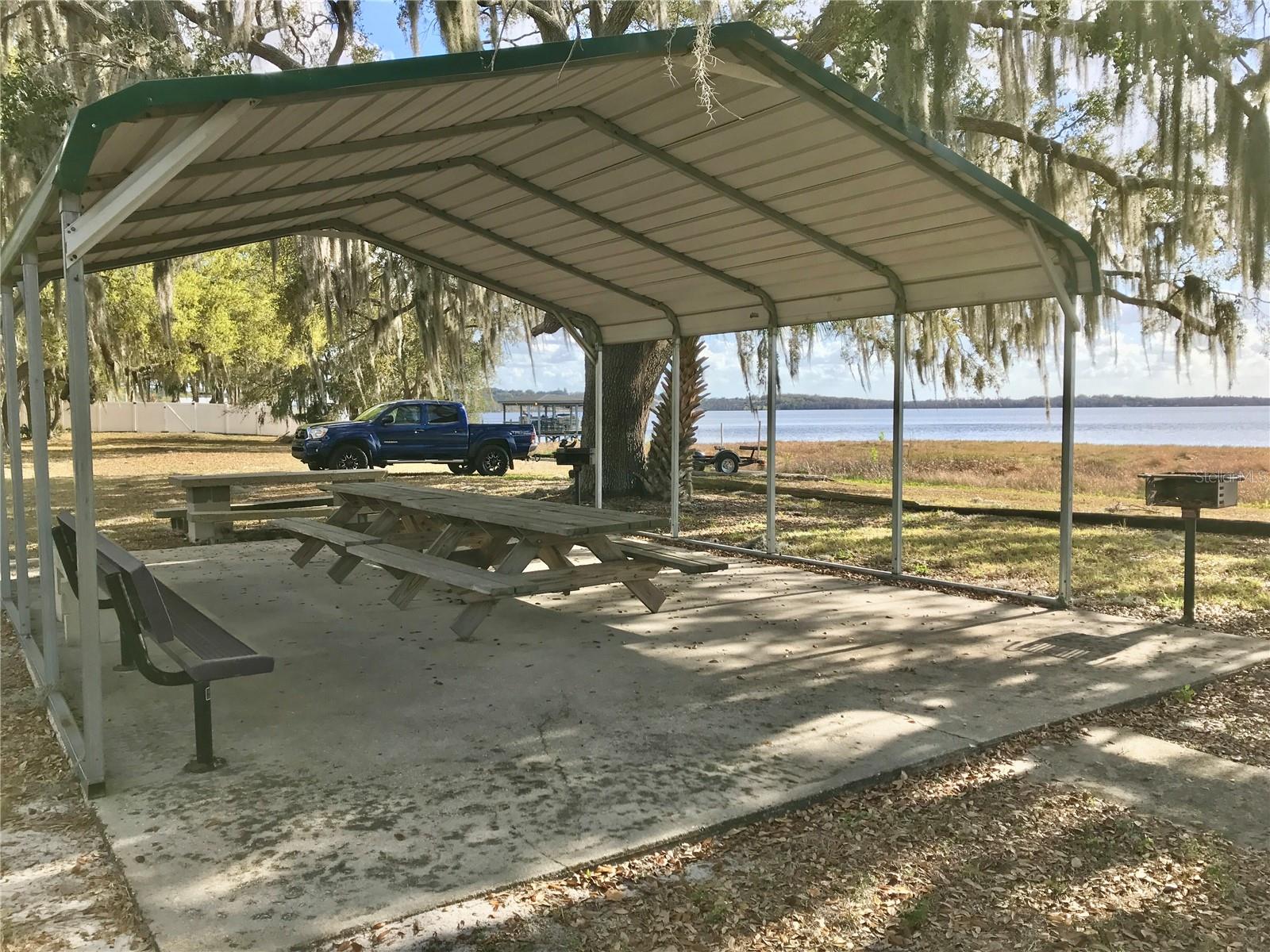 CLERMONT LAKE MINN CHAIN O LAKES - Residential