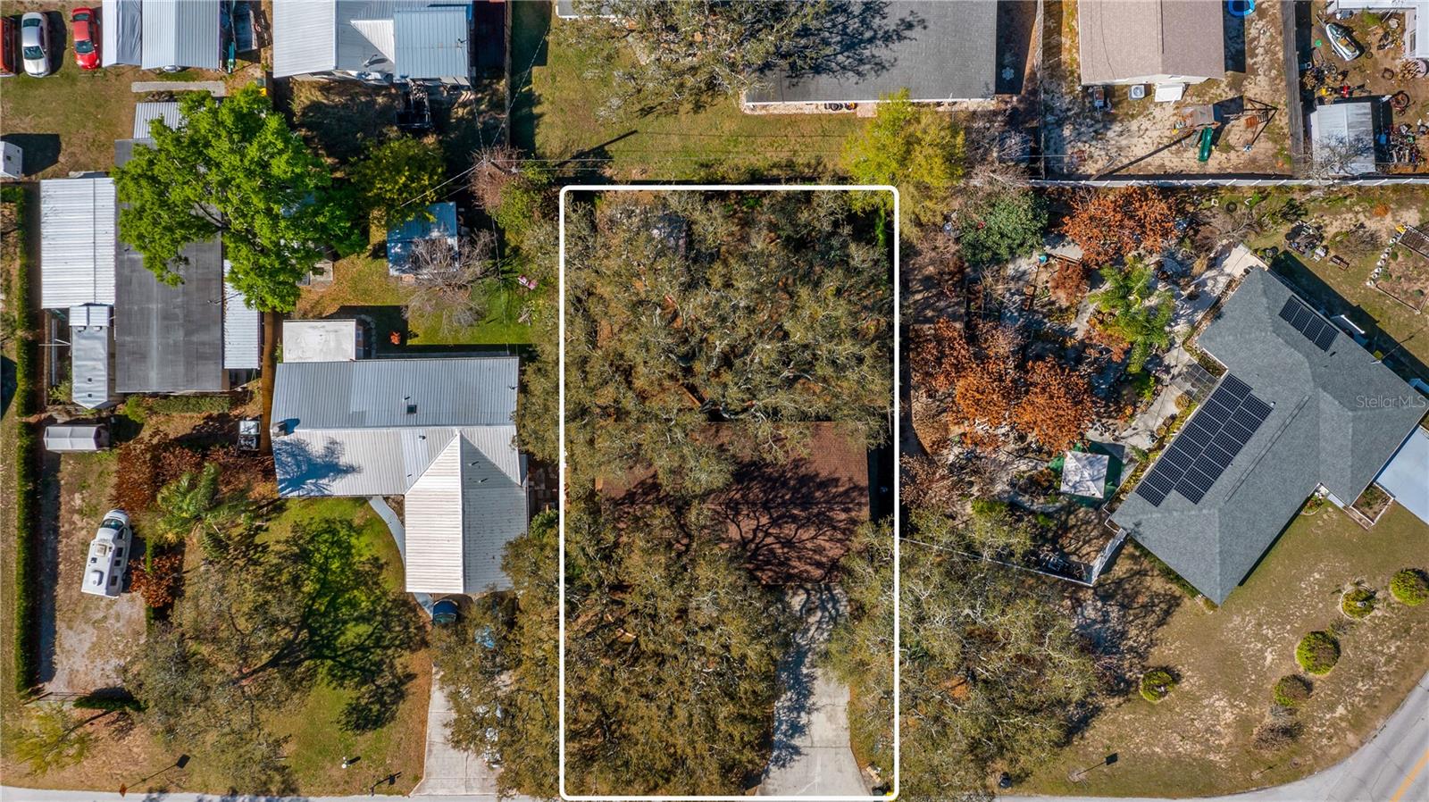 CLERMONT LAKE MINN CHAIN O LAKES - Residential