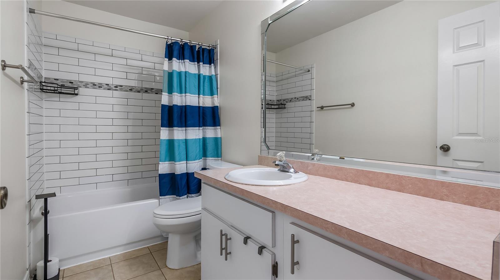 CLERMONT LAKE MINN CHAIN O LAKES - Residential