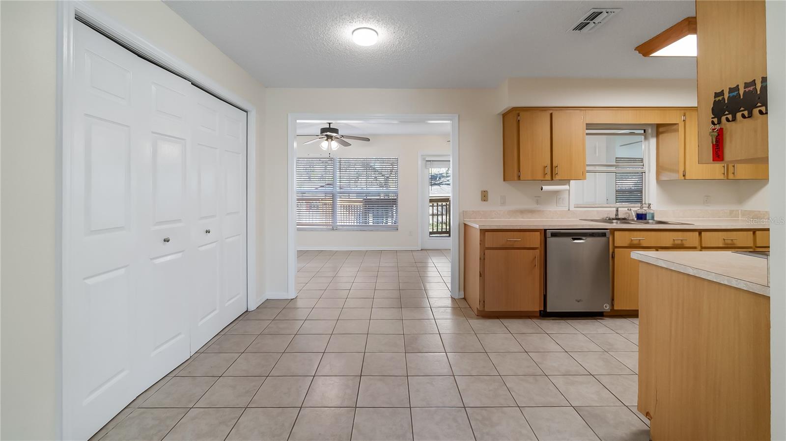 CLERMONT LAKE MINN CHAIN O LAKES - Residential