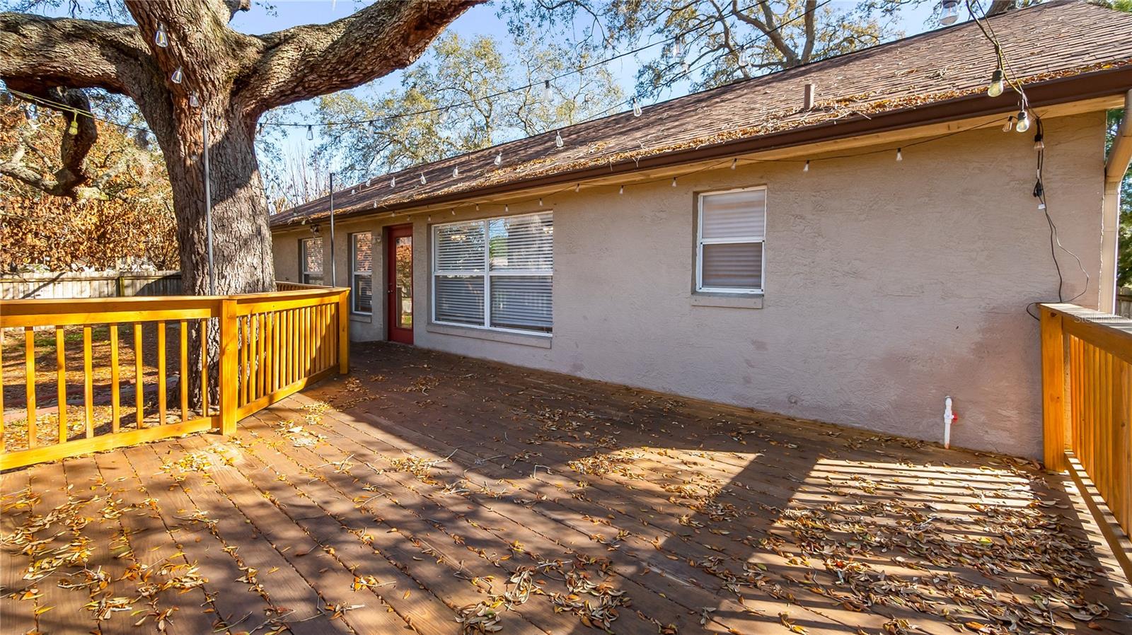 CLERMONT LAKE MINN CHAIN O LAKES - Residential