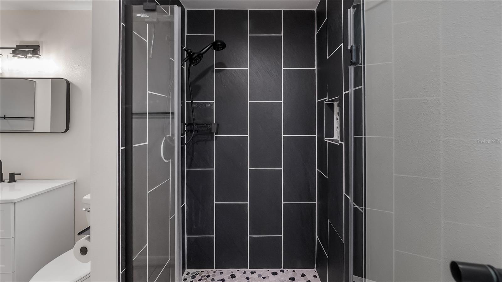 CLERMONT LAKE MINN CHAIN O LAKES - Residential