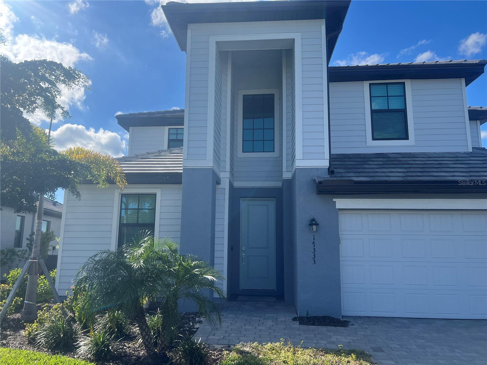 LAKESPUR/WELLEN PARK - Residential Lease