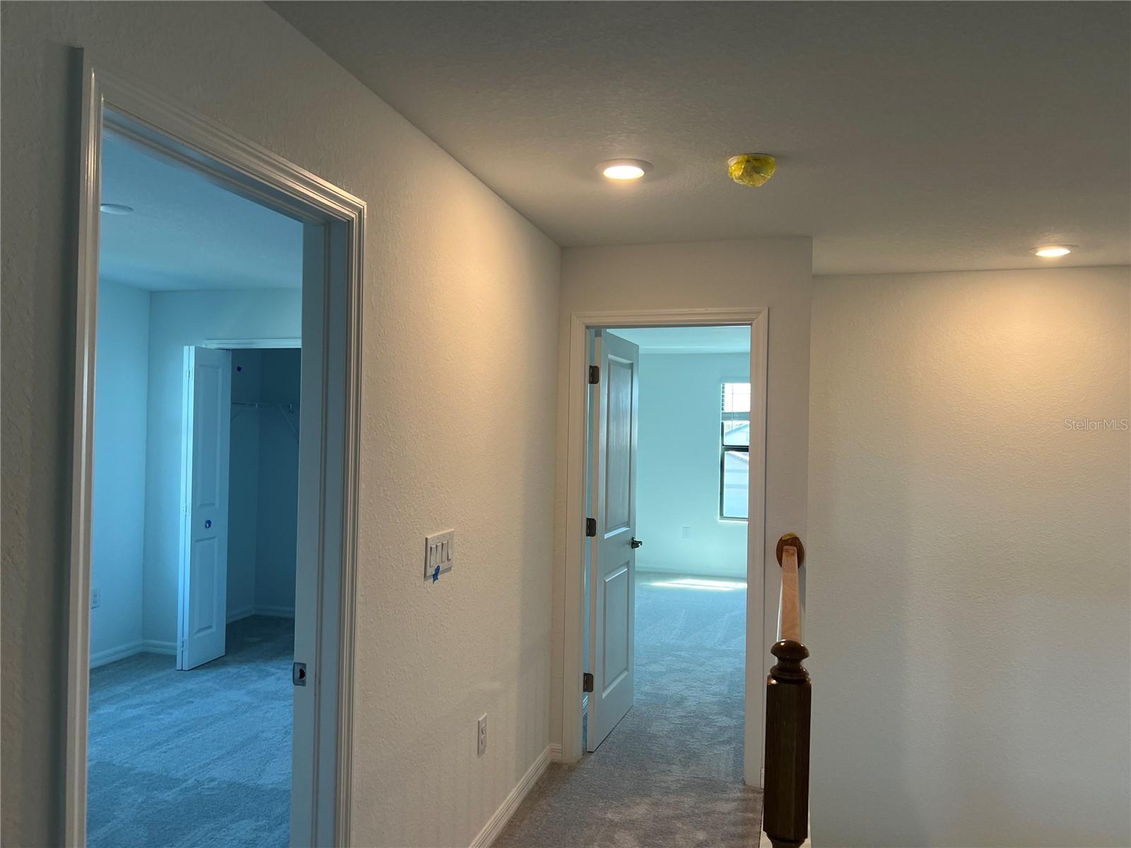 LAKESPUR/WELLEN PARK - Residential Lease