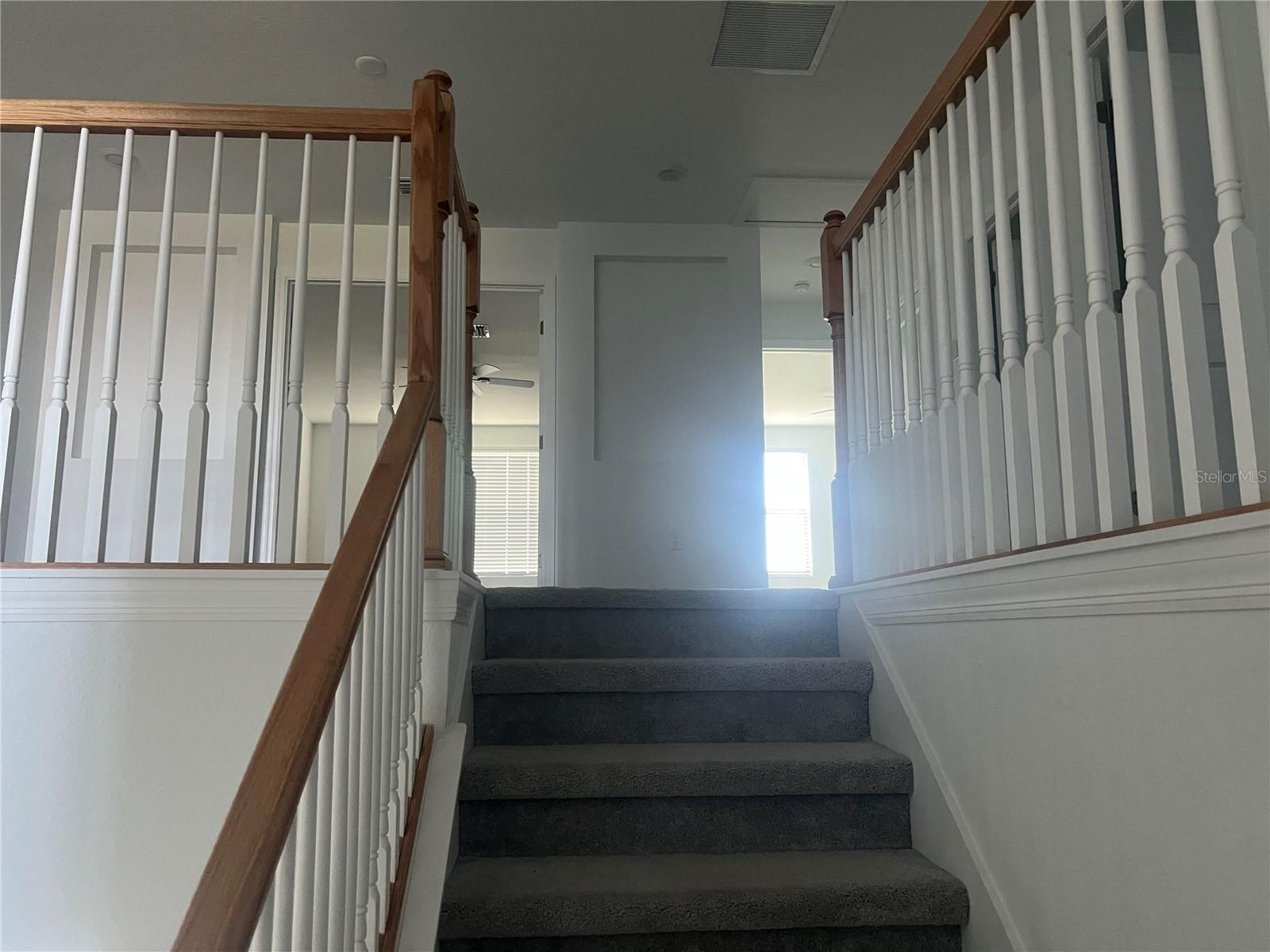 LAKESPUR/WELLEN PARK - Residential Lease