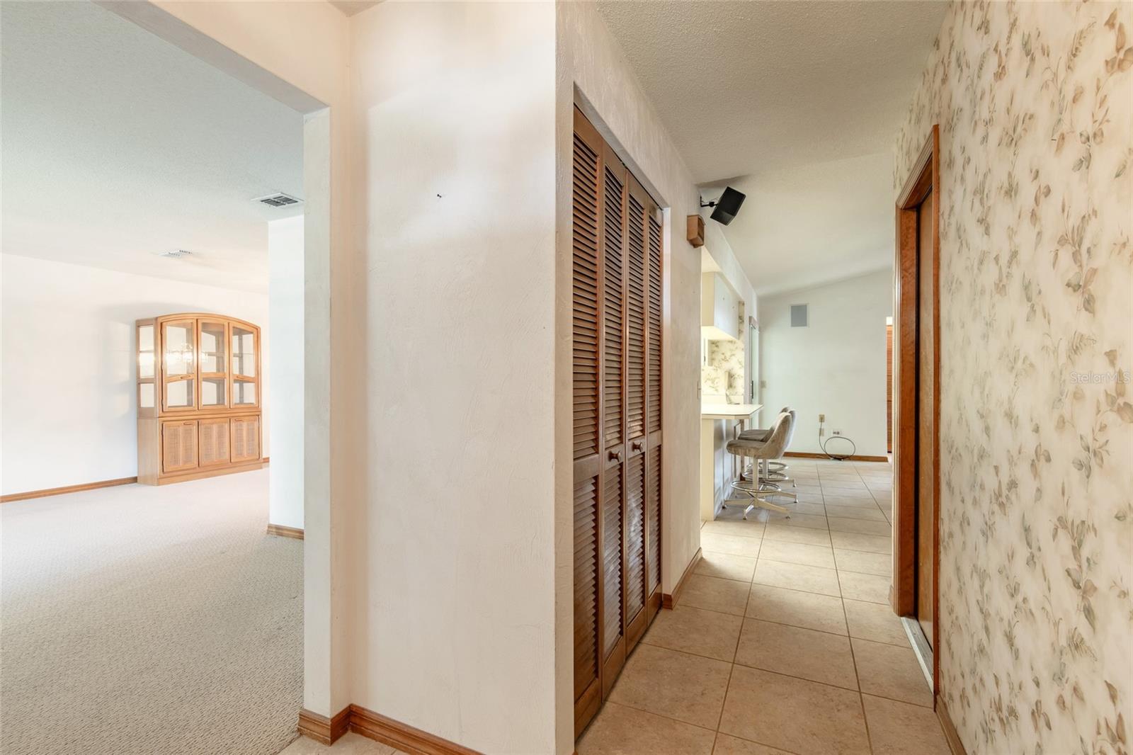 4576 PHIPPS DRIVE