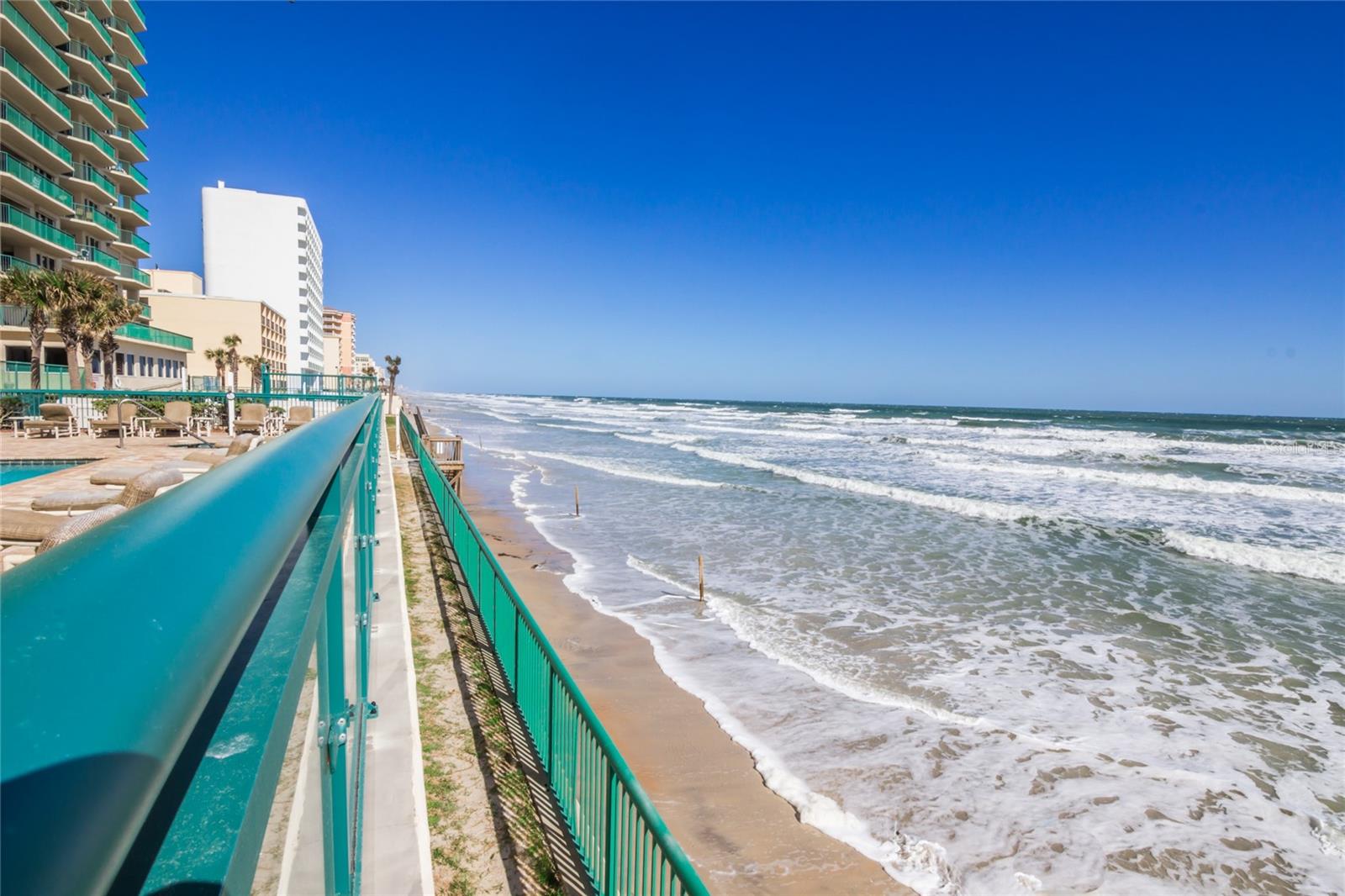 DIMUCCI TWIN TOWERS N & S - Residential