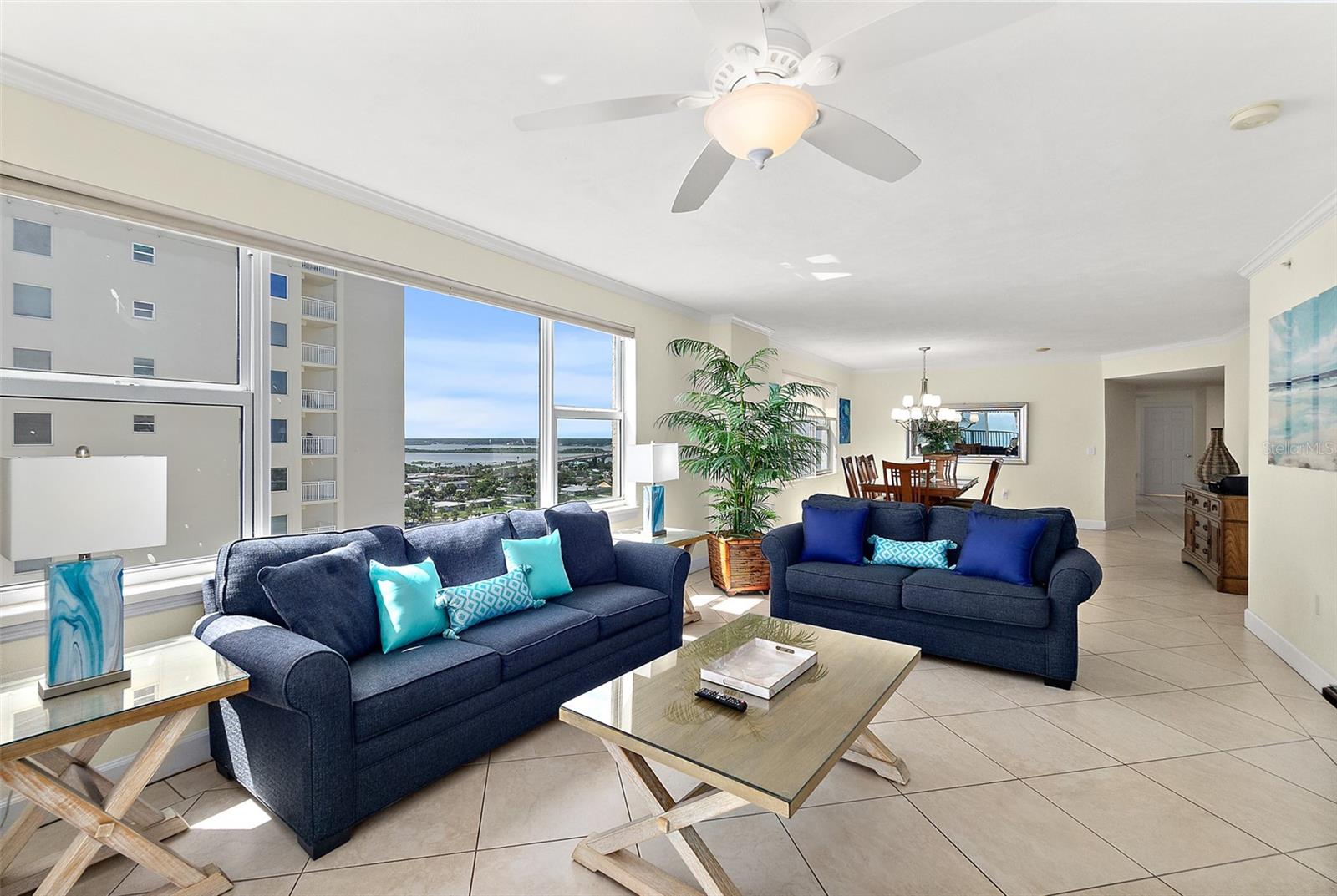 DIMUCCI TWIN TOWERS N & S - Residential