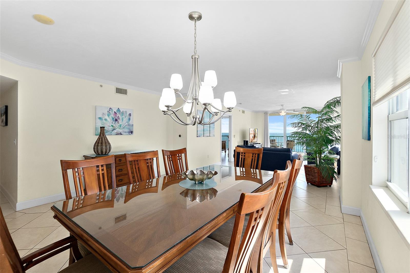 DIMUCCI TWIN TOWERS N & S - Residential