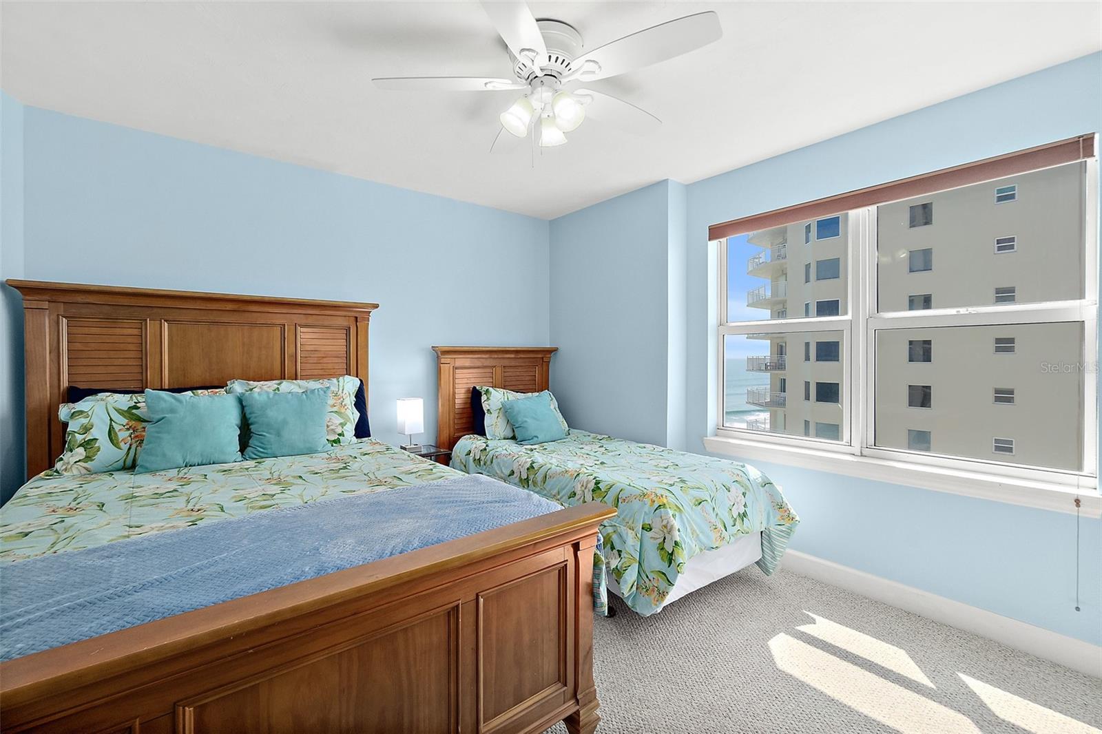 DIMUCCI TWIN TOWERS N & S - Residential