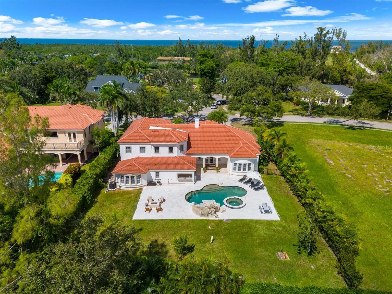 LOOP OF NORTHWEST BRADENTON - Residential