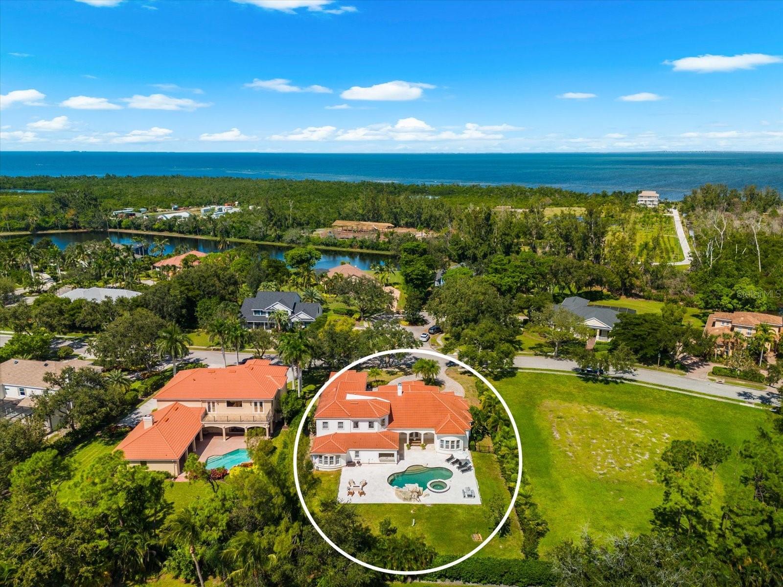 LOOP OF NORTHWEST BRADENTON - Residential