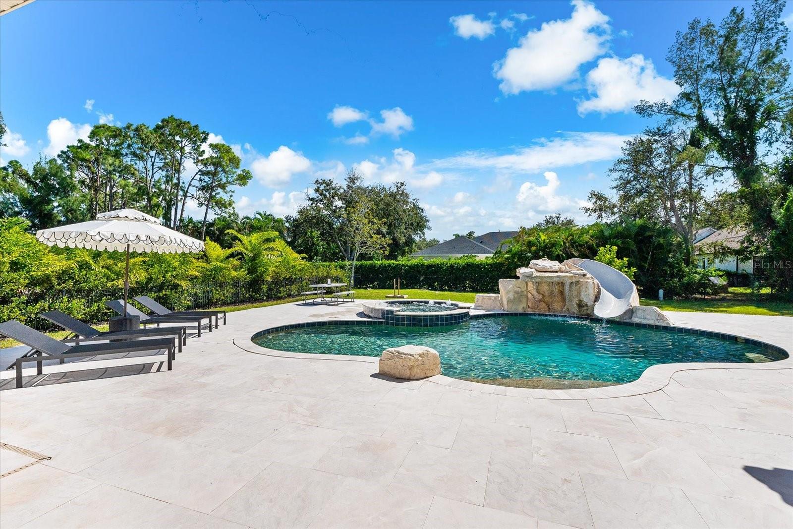 LOOP OF NORTHWEST BRADENTON - Residential